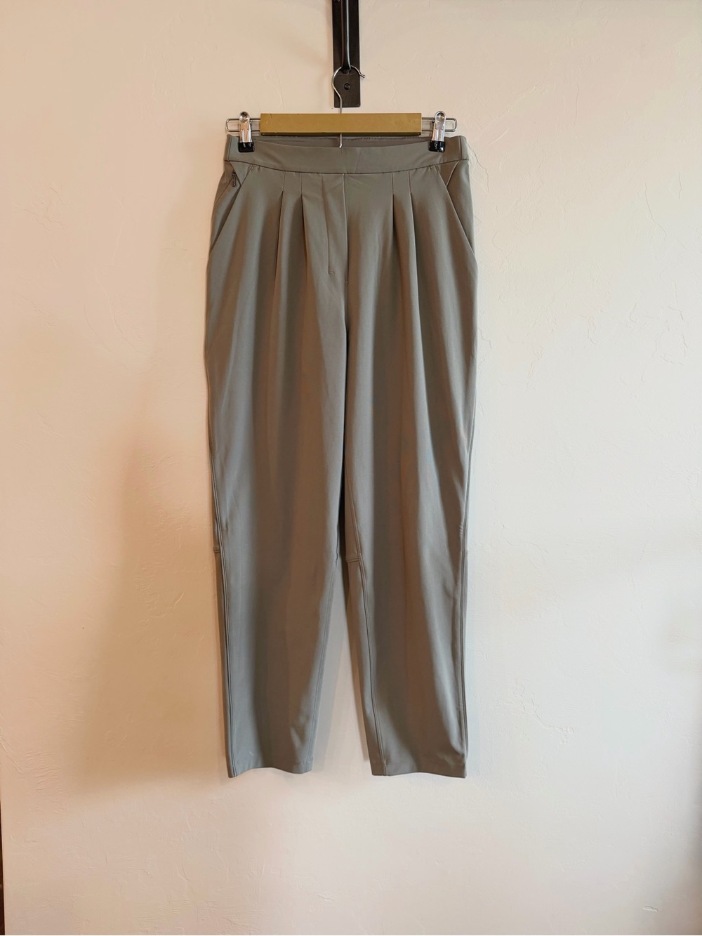 Lululemon Essential HR Trouser *Carbon Dust